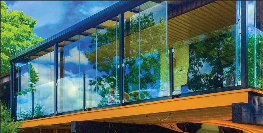 Panoramic, rideaux de verre installé par Sher Auvents