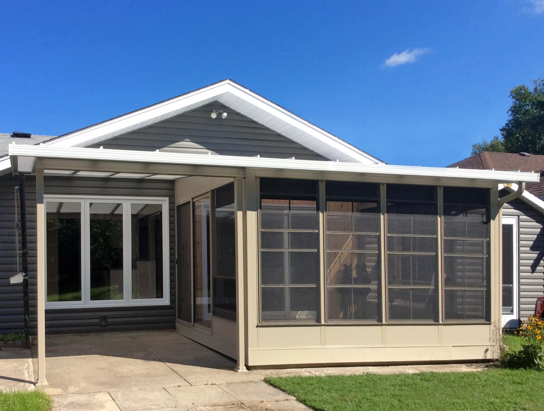 Solarium Modèle 200 Sunspace installé par Sher Auvents (1 de 5)